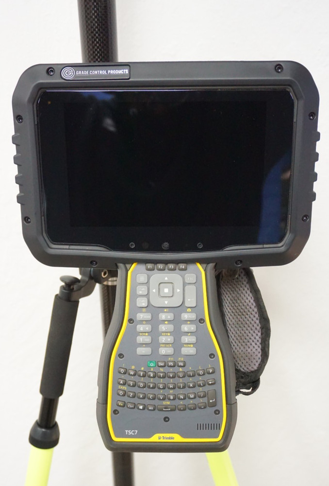 Trimble TSC7 Access 2025.23 with Roads GPS GNSS Data Collector Controller