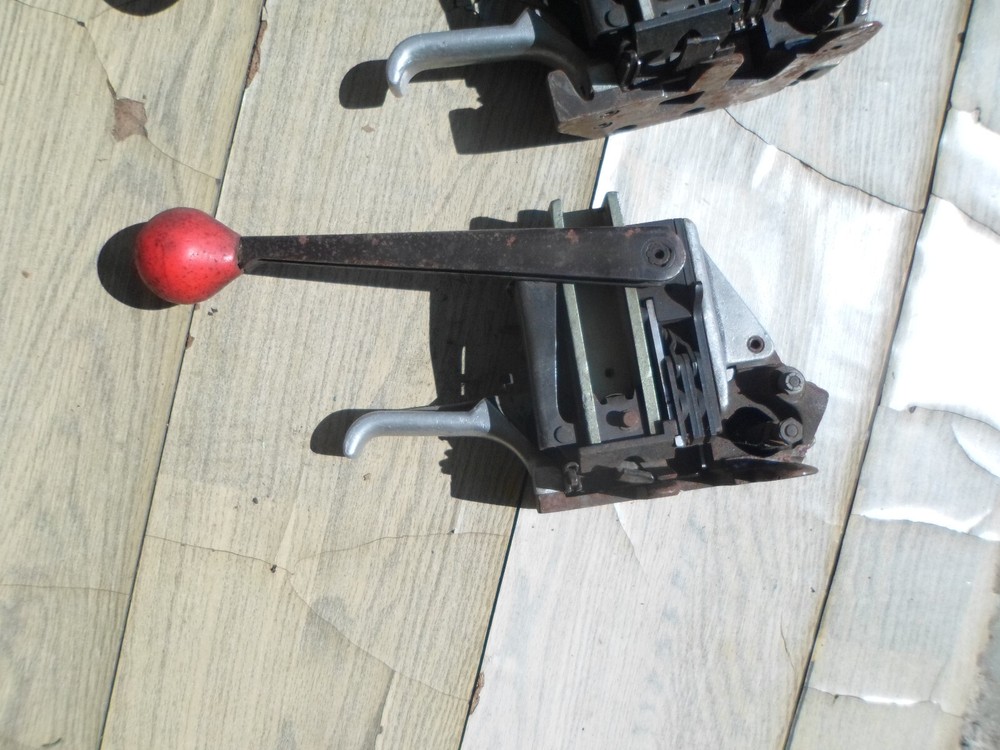 Signode Strapping Tensioner pair AL-38 not tested
