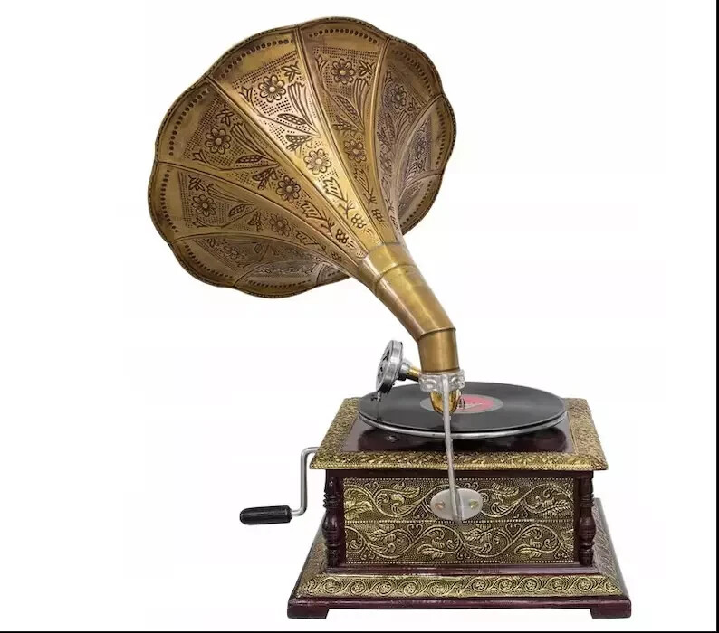 Solid HMV Gramophone Fully Functional working Fhonograpf, win-up record player