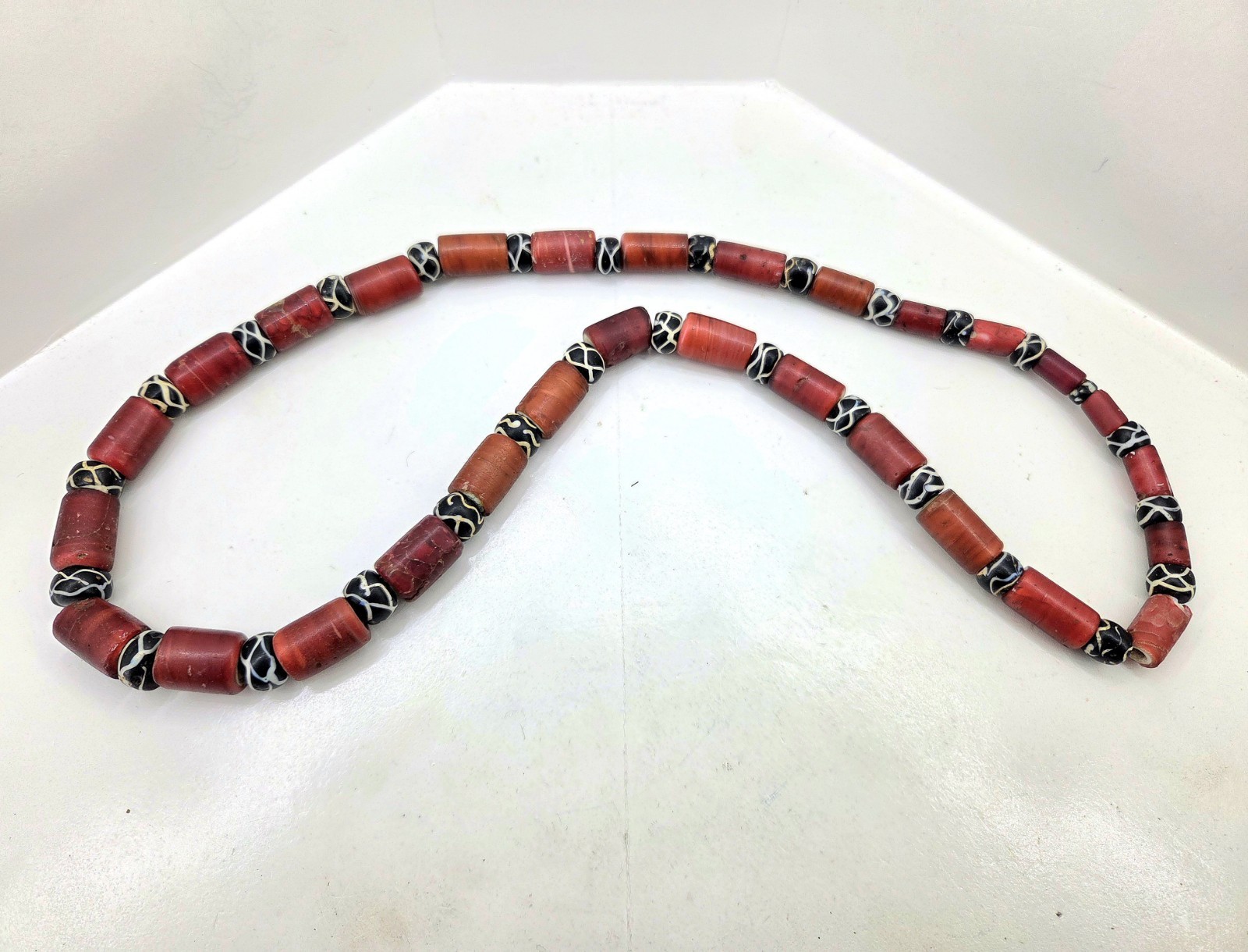 Hudson Bay Trade Bead Necklace White Heart Cornaline D'aleppo Rattlesnake Indian
