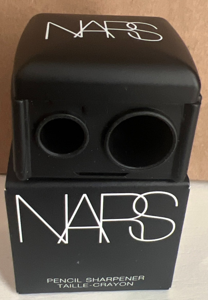 NARS MAKEUP