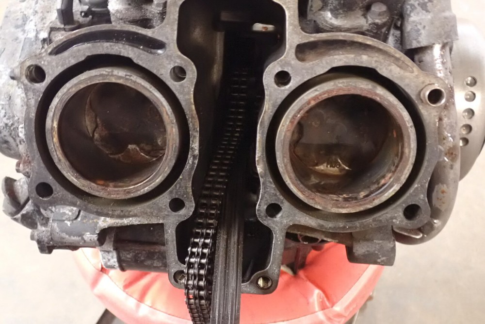 1985 HONDA VF500F ENGINE BOTTOM END