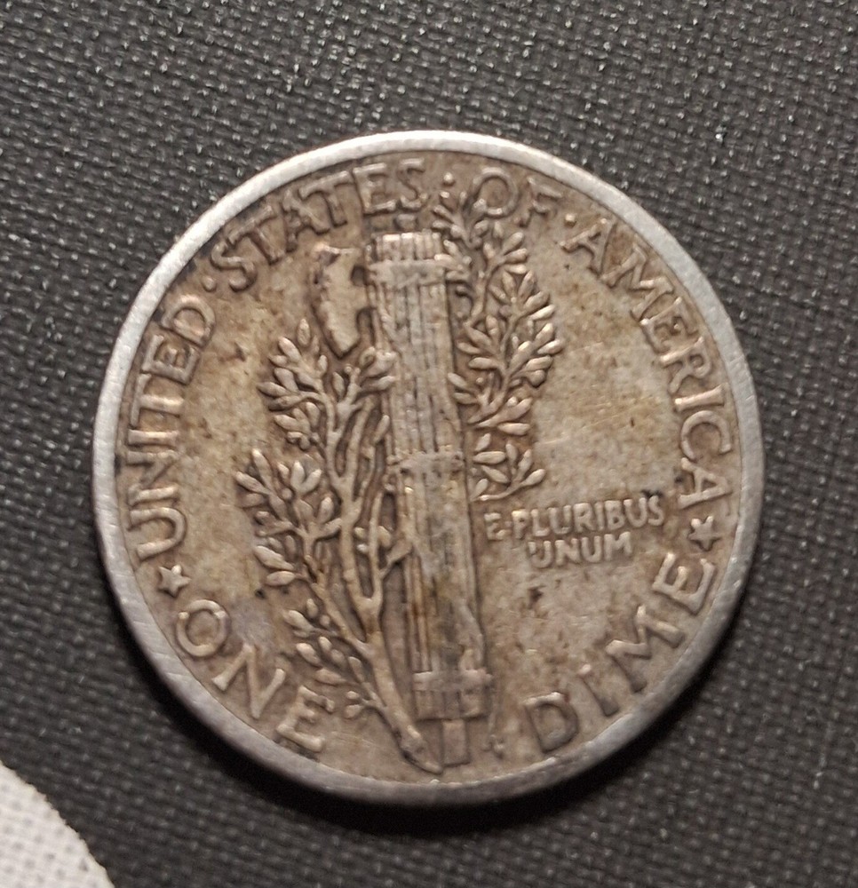 Mercury Dime 1940 w Silver