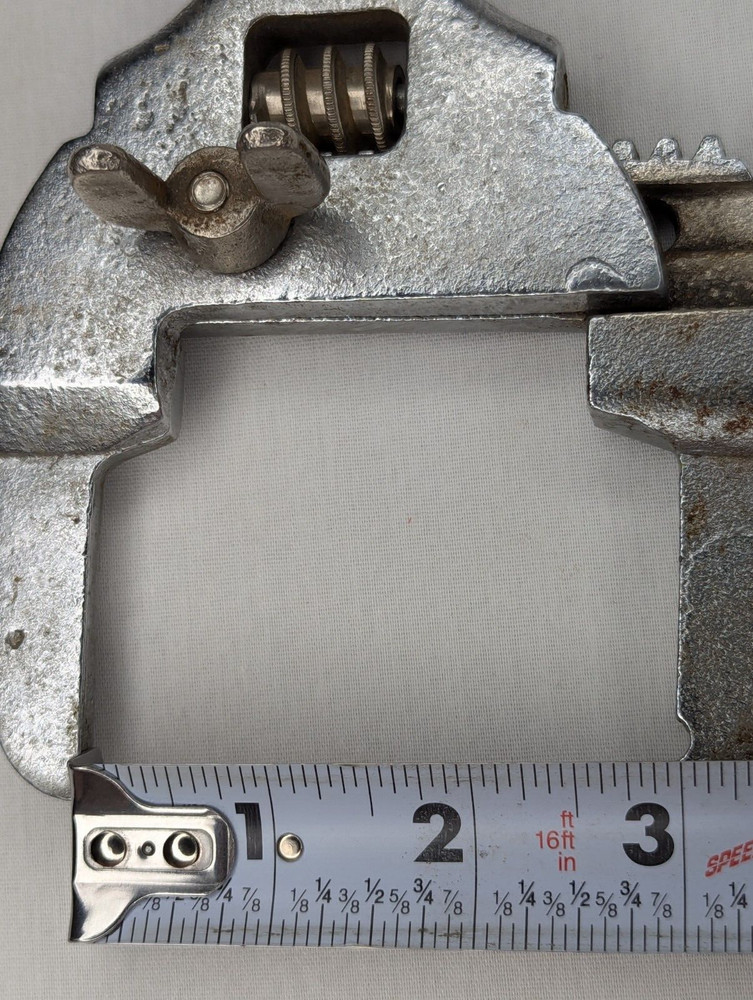 Thumbscrew Adjustable Wing-Nut Locking Slip & Lock Plumbers Wrench