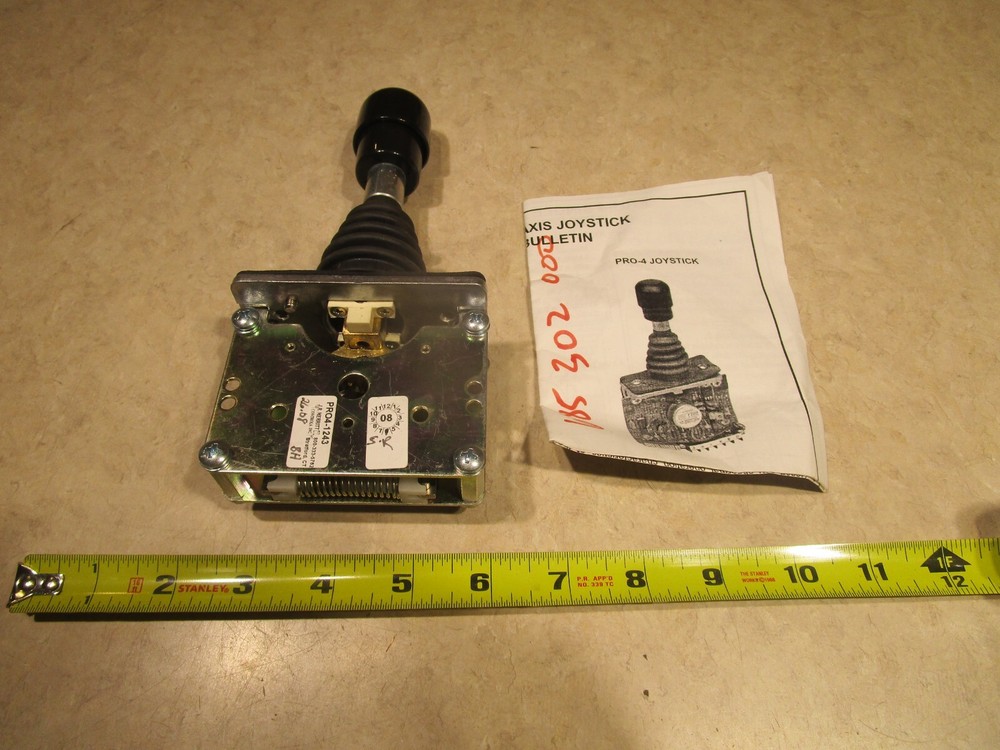 PRO-4-1243 SINGLE AXIS JOY STICK, R0492