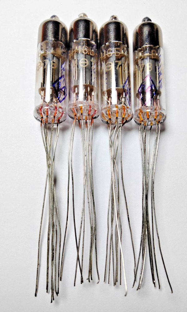 8 pcs 6N16B-V / 6Н16Б-В Miniature Audio Double Triodes, Gold Grid Same Date