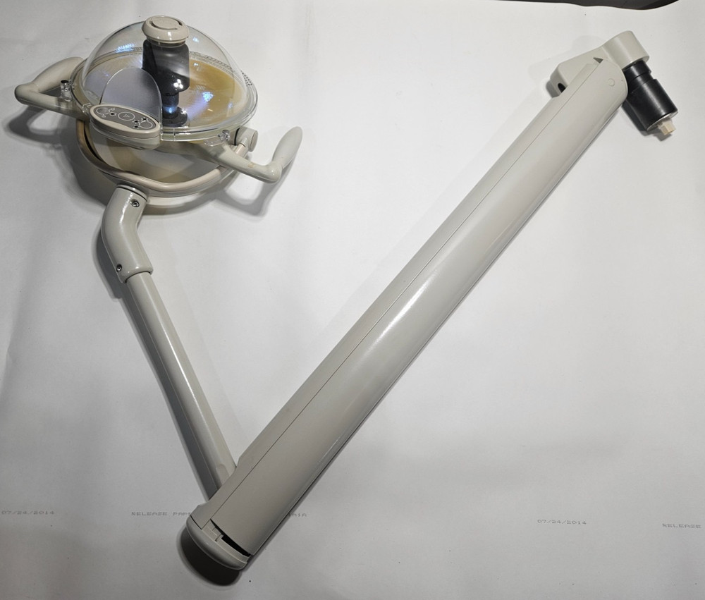 Midmark Dental Light Halogen 153638-001 -SEE DESCRIPTION