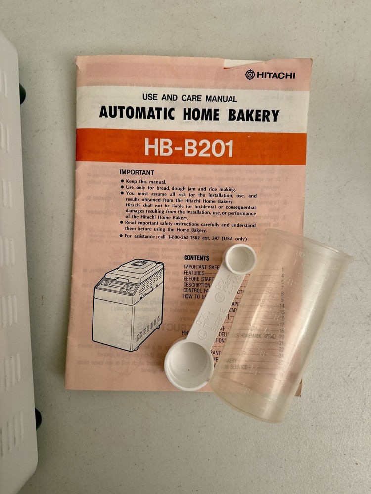 Vintage Bread Machine Hitachi HB-B201 PLUS Automatic Home Bakery Bread Machine @