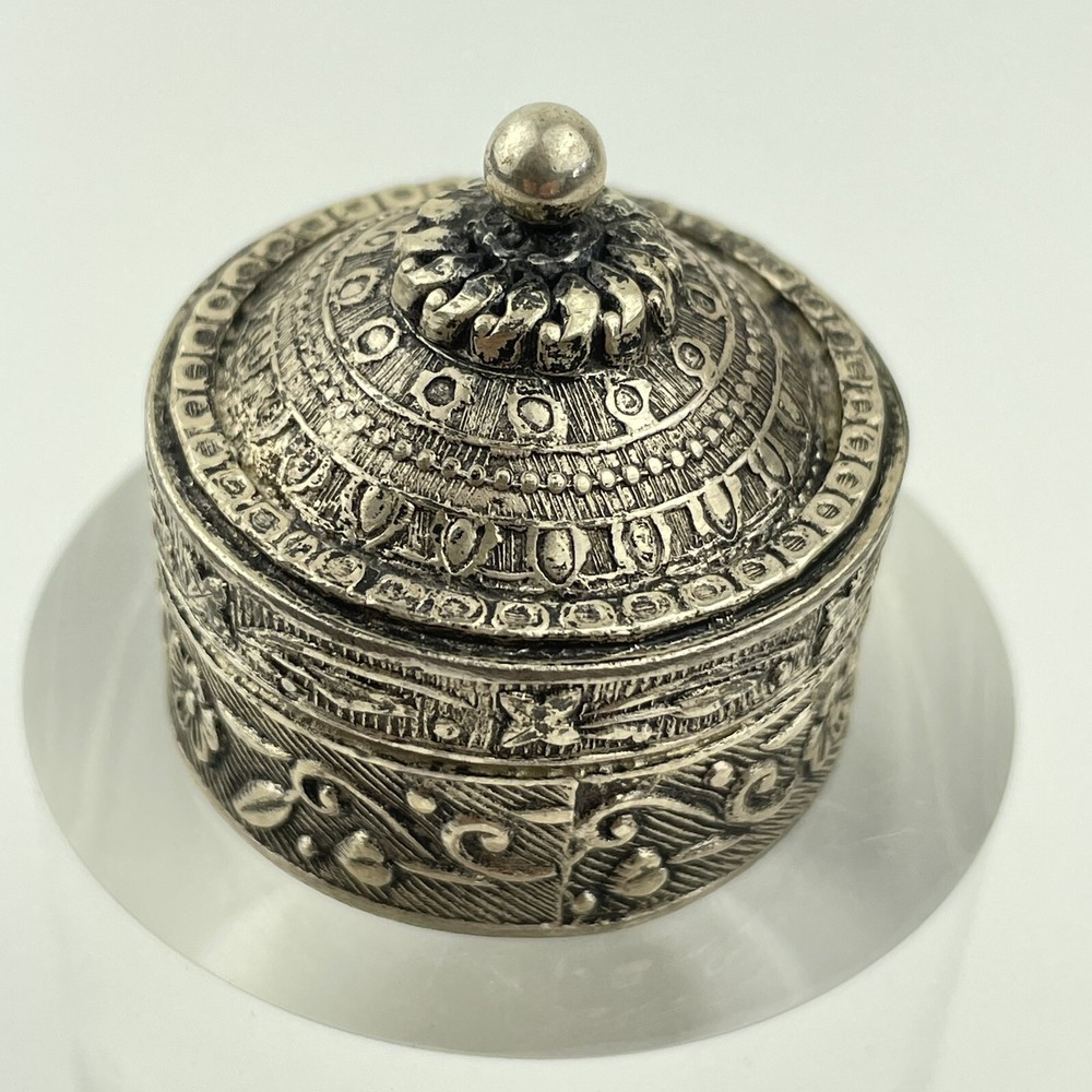 Vintage Solid 800 Silver Indian / Middle Eastern Round Box 3.5cm