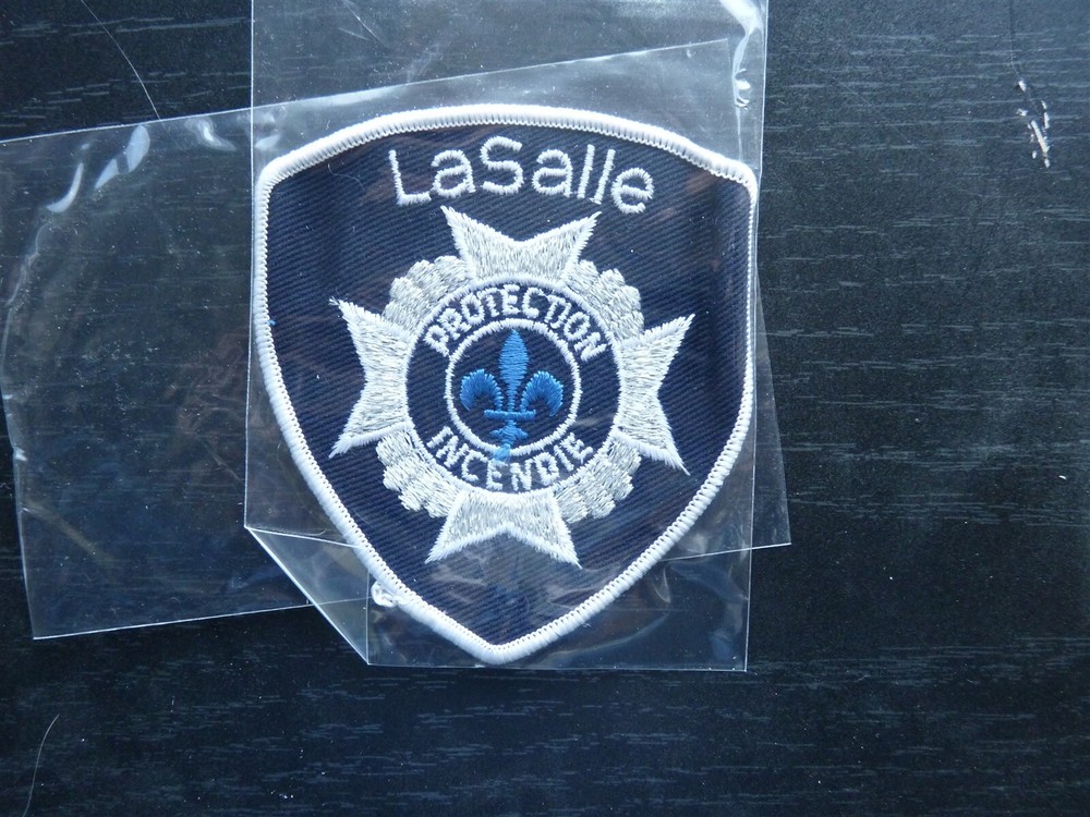 VINTAGE FIRE DEPARTMENT CREST PATCH BROAD