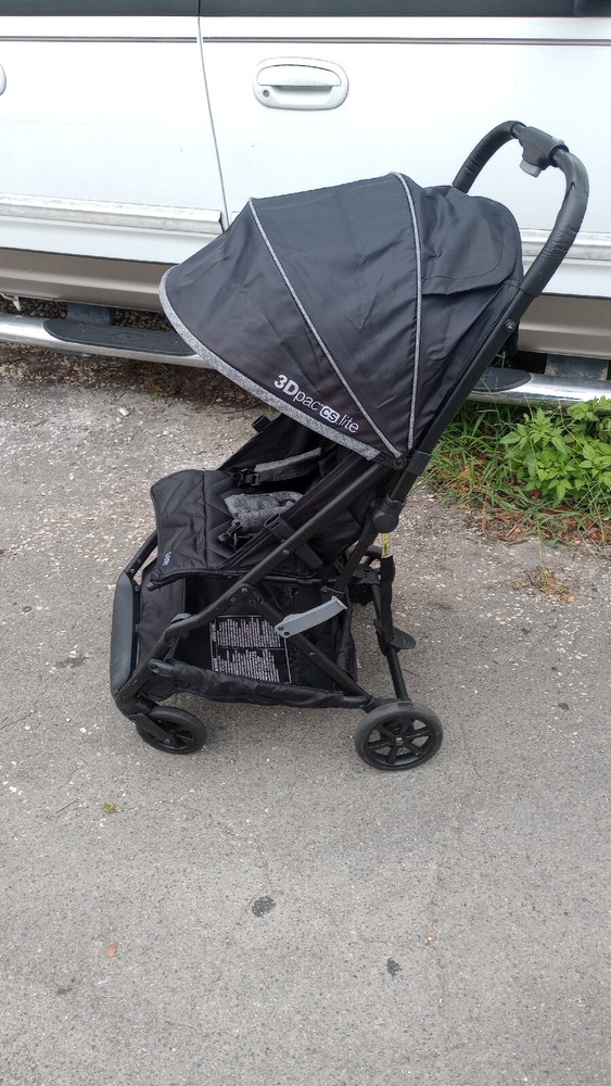 Summer 3D Pac CS Stroller....seat belt harness Pieces