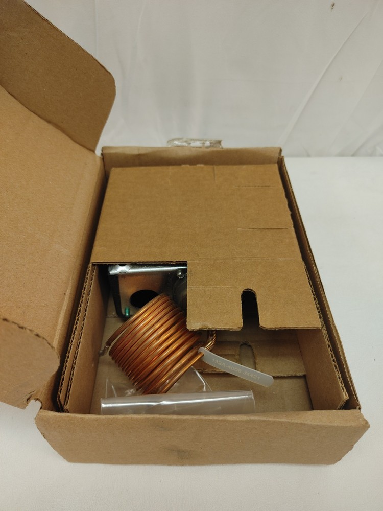 A-FLS-06-M Temperature Controller