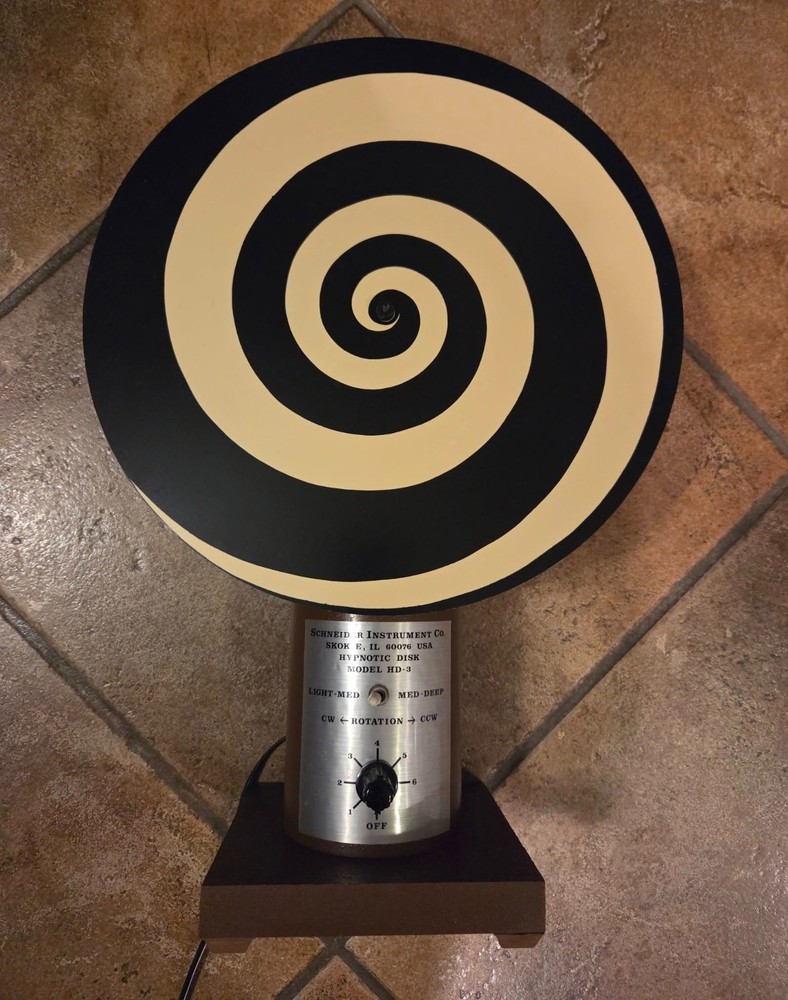 Hypnotic Disk Motorized Optical Device 1960's Schneider Magic Mentalism Tricks