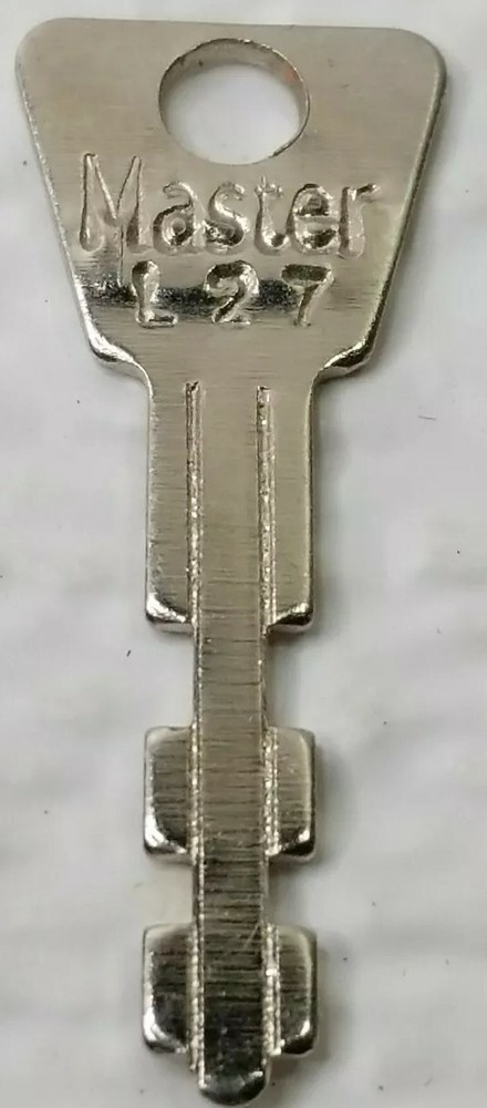 Masterlock #10 Lock & Key L27