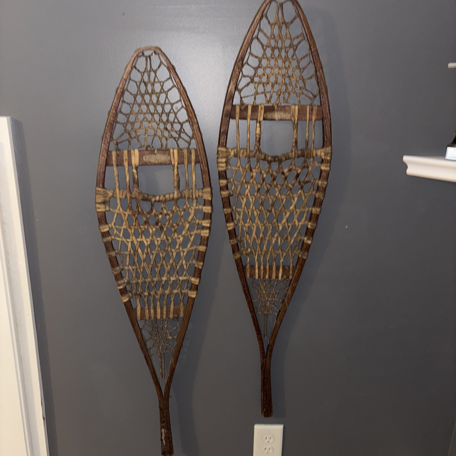 NICE PAIR OF ANTIQUE WOOD WOODEN SNOWSHOES PENOBSCOT SPECIALS MAINE