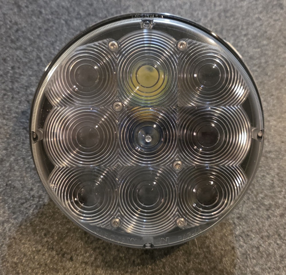 Whelen Unity Par46 spotlight bulb white  01-0686456-30F 12vdc Same Day Ship