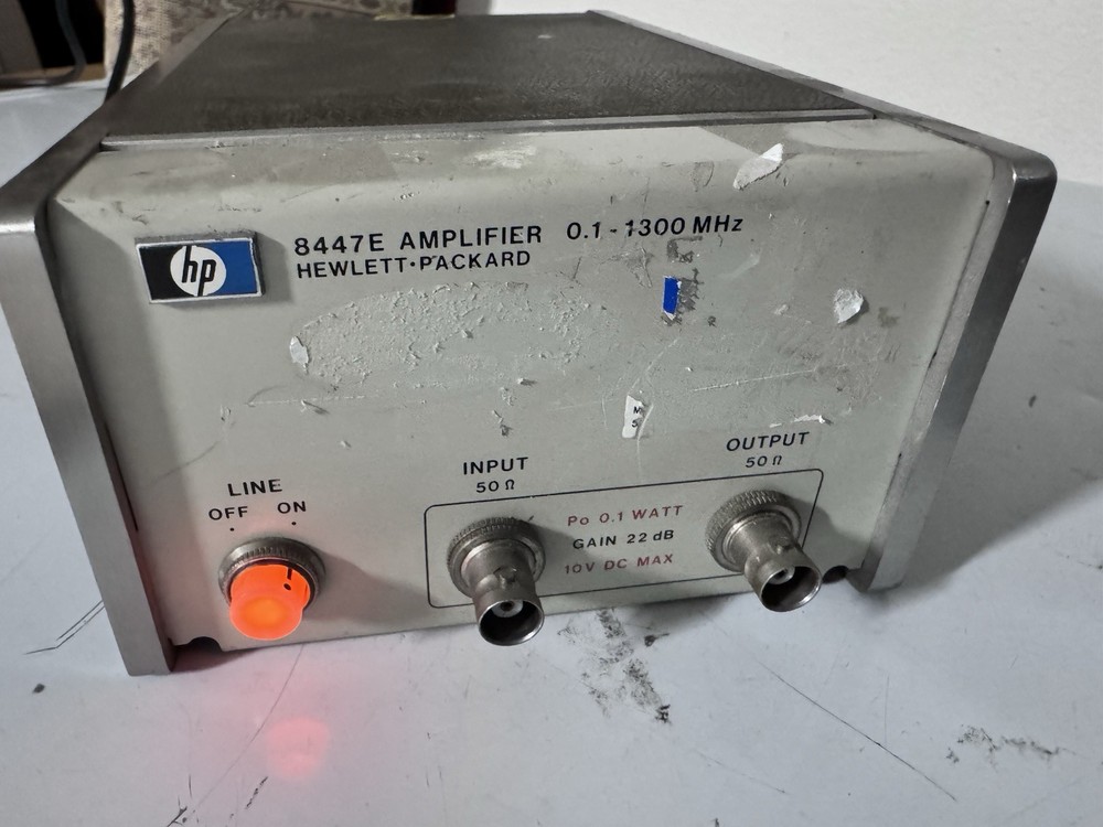 HP 8447E WIDE BAND AMPLIFIER