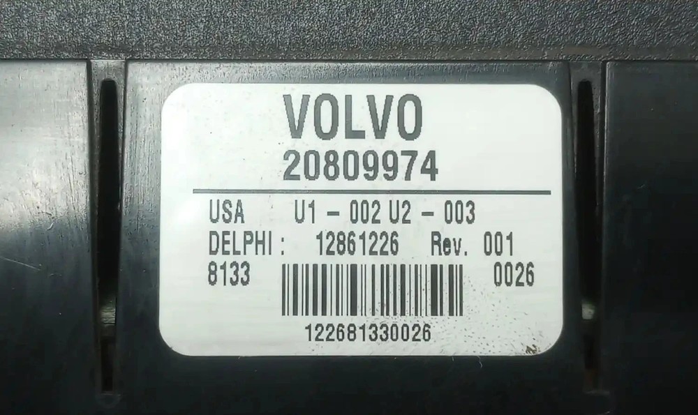 Used 2009 Volvo VNL670 Sleeper Temperature Control Module (20809974)