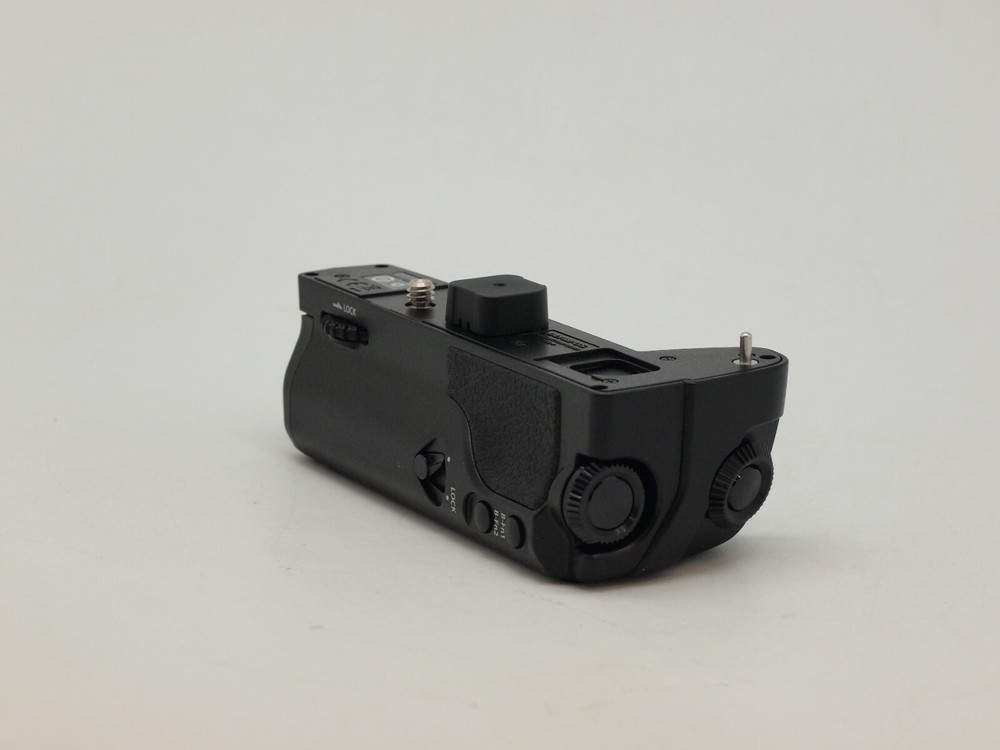 Genuine Olympus HLD-7 Battery Grip for OM-D E-M1 Micro Four Thirds Camera-