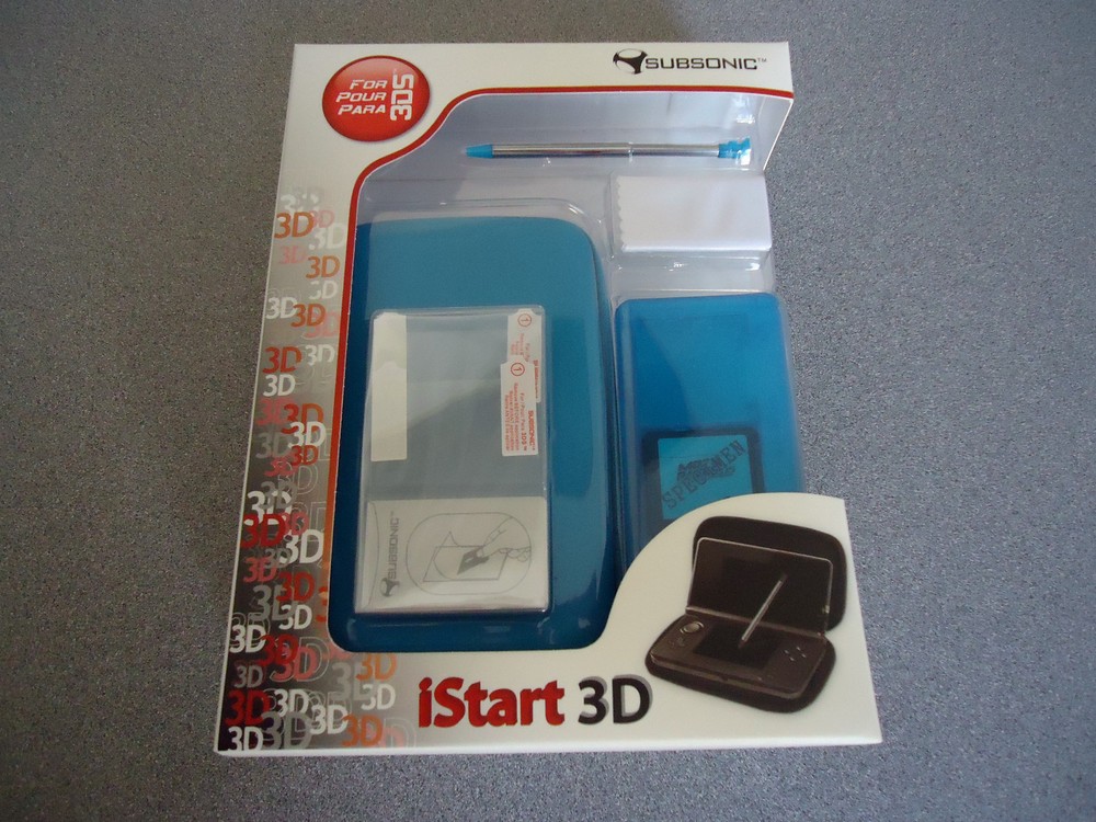 Subsonic iStart 3D Starter Bundle for Nintendo 3DS  Blue/Lt Teal NIB  NEW Stylus