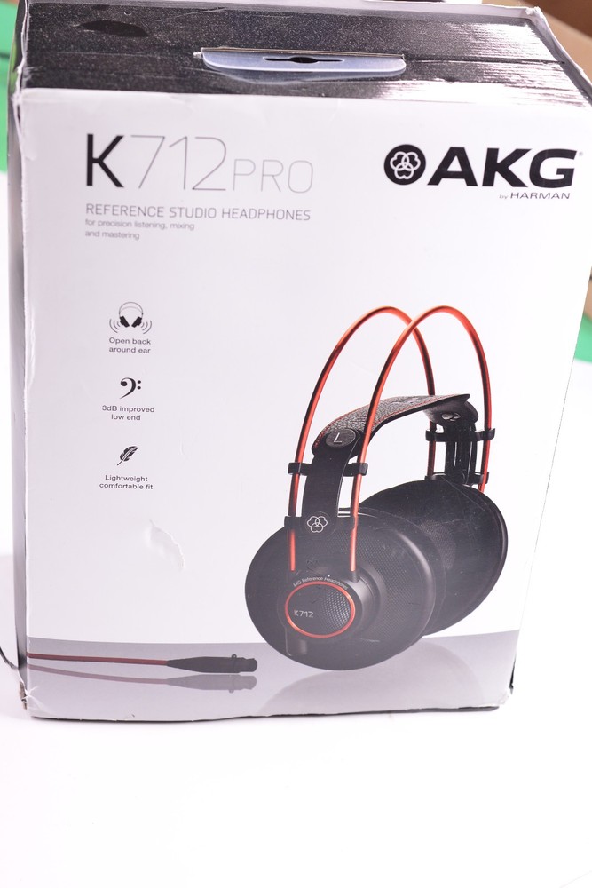AKG K712 Pro Reference Studio Headphones 2458X00140    New Open Box