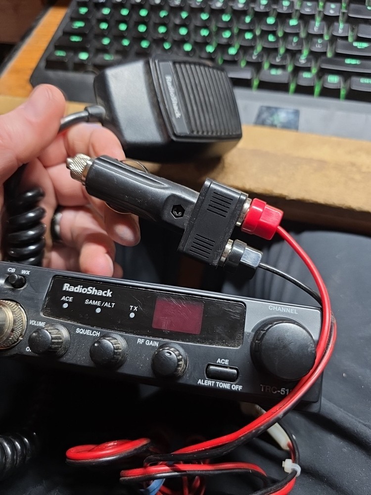 Radio Shack, Realistic TRC-519 CB Radio Old School Quality and Function