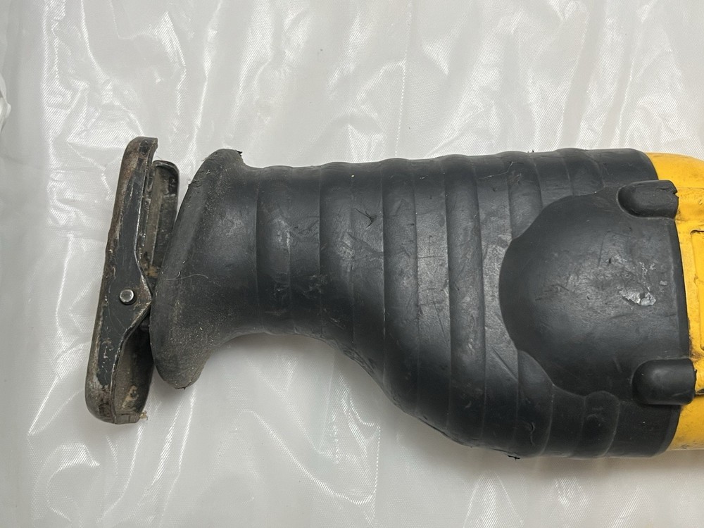 Dewalt 18V Reciprocating Saw