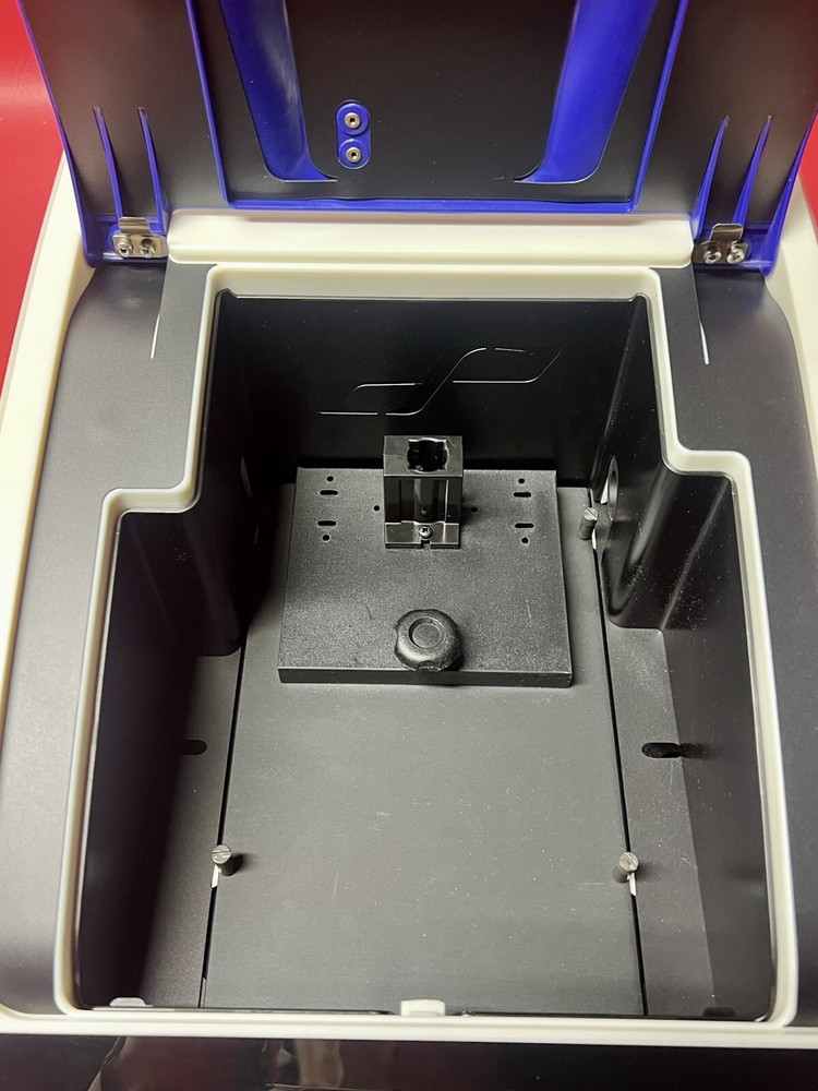 Cole Parmer Jenway 7415 Scanning UV/Visible Spectrophotometer