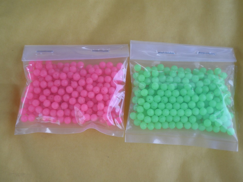 1000 PCS. 7MM. SOFT GLOW PLASTIC LURE BEADS-GREEN & LIGHT/RED .052 HOLE 500 EACH