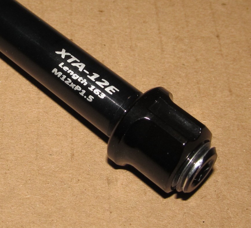 XTA-12E 165mm Thru Axle M12 x P1.5 NEW