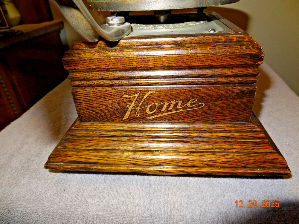 Very Nice 1903 Zon-O-Phone Home Phonograph