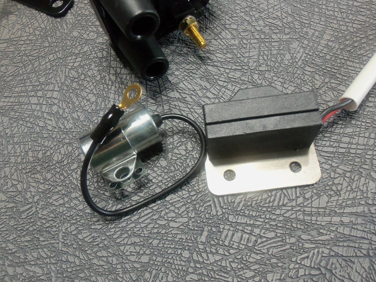 Onan 4 piece ignition kit 166-0785 fits Onan fits john deere