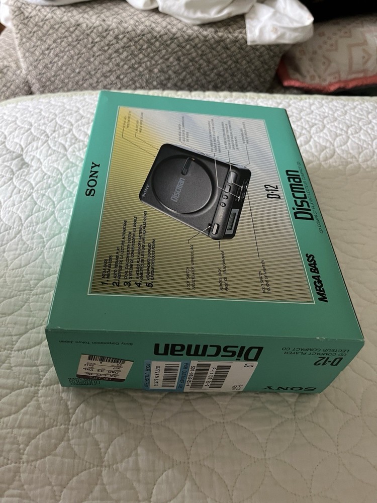 Vintage Sony D-2 Discman CD Player 1988 - In Original Box, Inserts