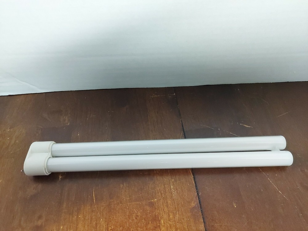 NOS Phillips Permalite 60-2005 Truck Cab Sleeper Interior Bulb. Free Shipping!!!