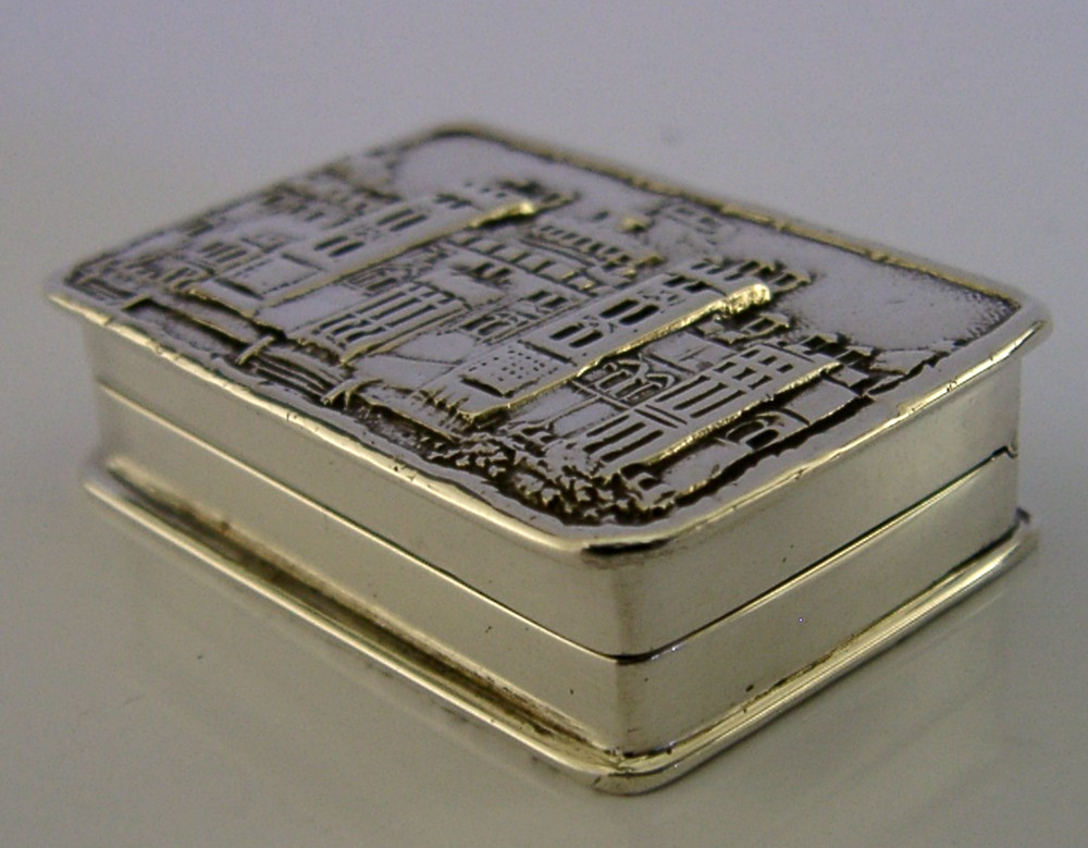 ENGLISH CAST SOLID STERLING SILVER WINDSOR CASTLE TOP BOX 1977