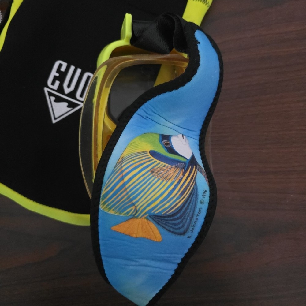 evo Typhoon dive mask Temp Kji-2.0 snorkel scuba