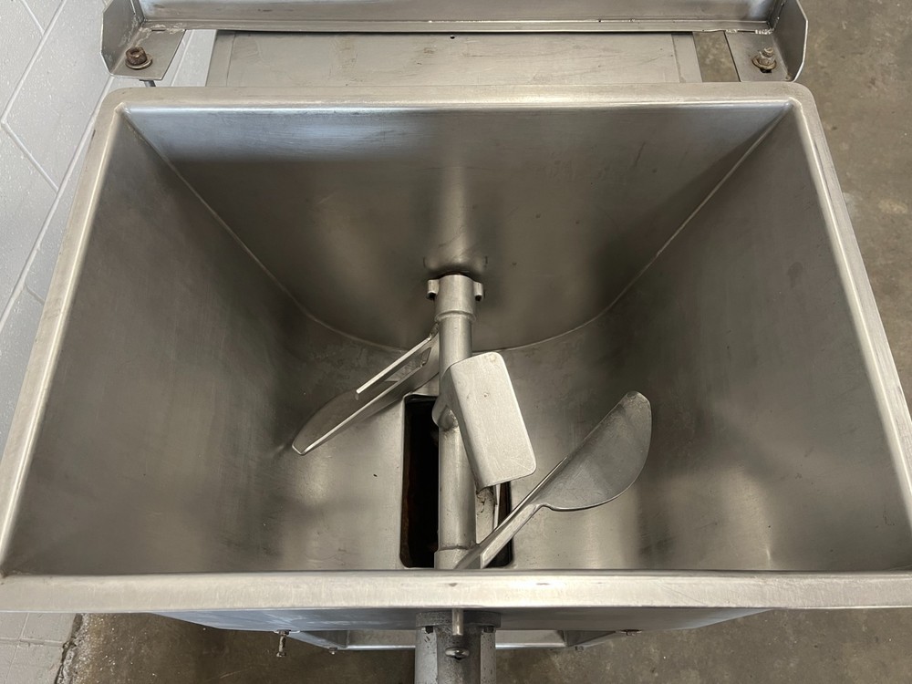 Butcher Boy 100/42 Meat Grinder