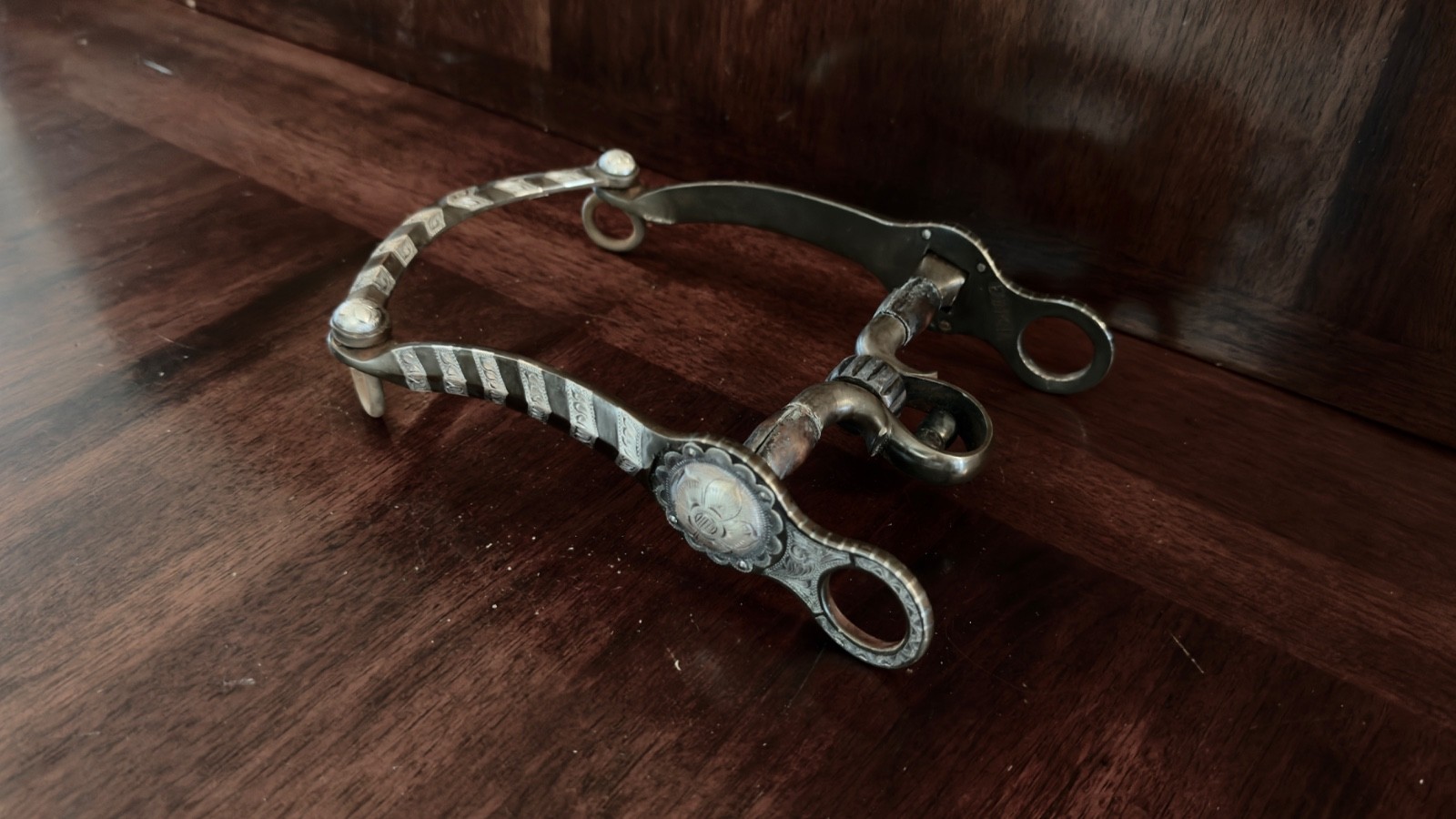 VINTAGE STERLING SILVER VENTURA STYLE CHEVRON INLAY SHOW BIT MAKER MARKED GARCIA