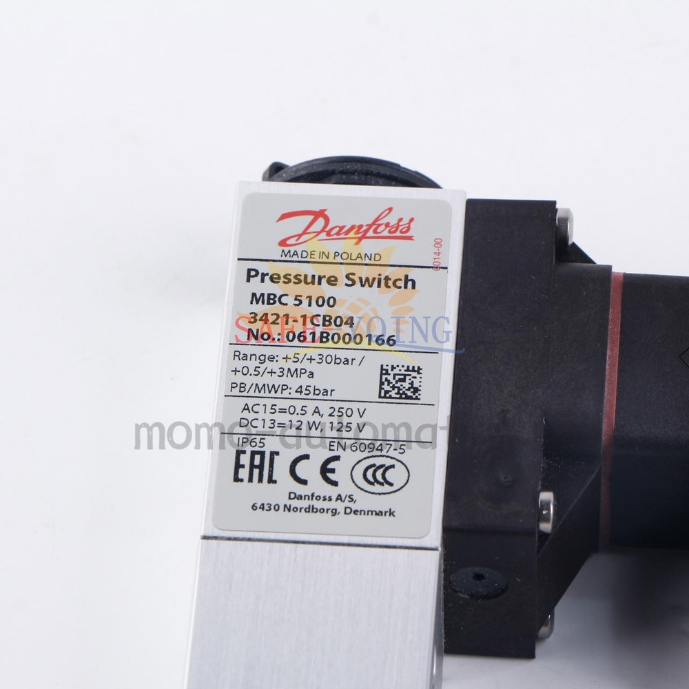 1PCS Danfoss 061B000166 pressure switch new