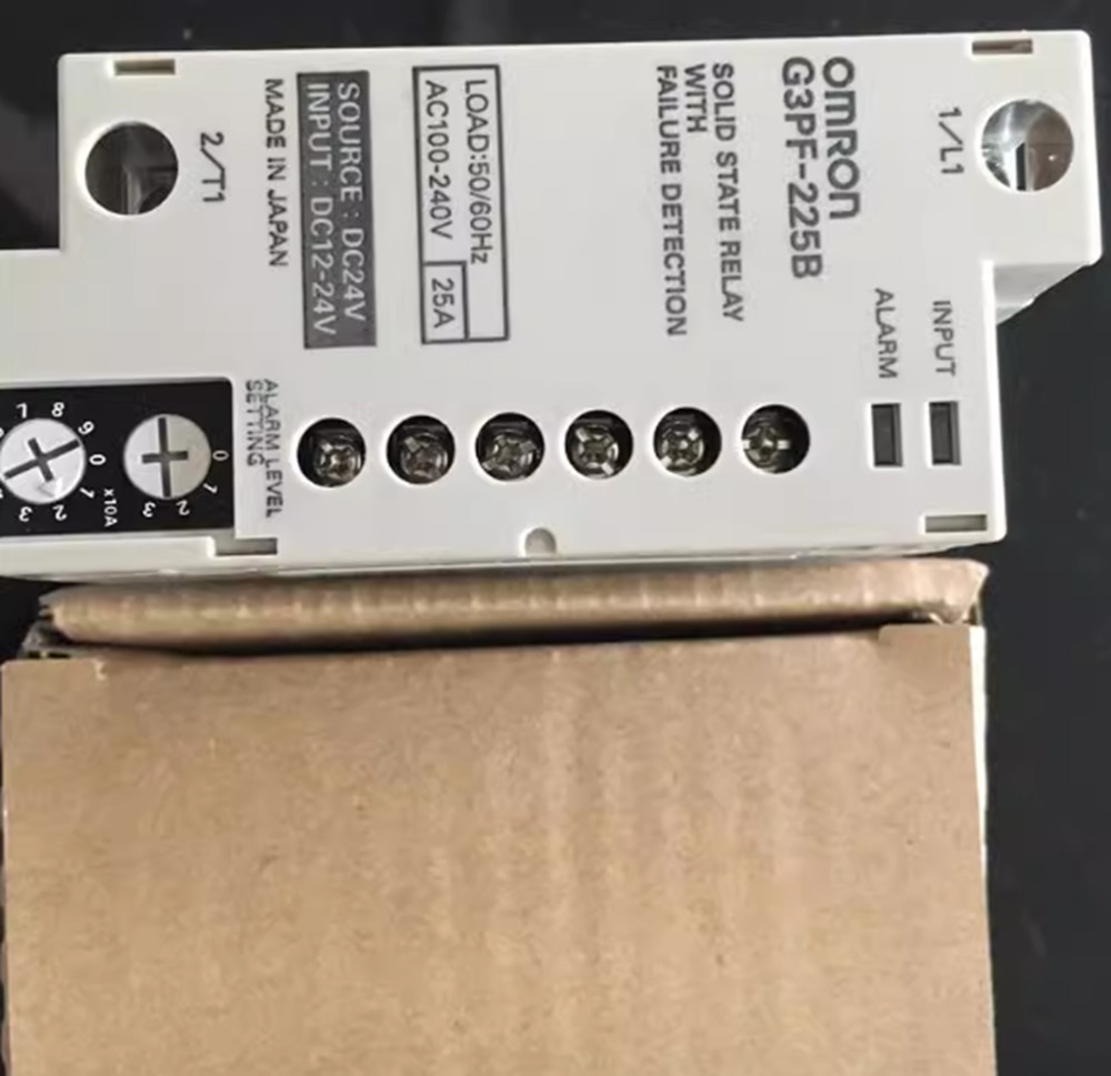 New In Box Omron G3PF-225B