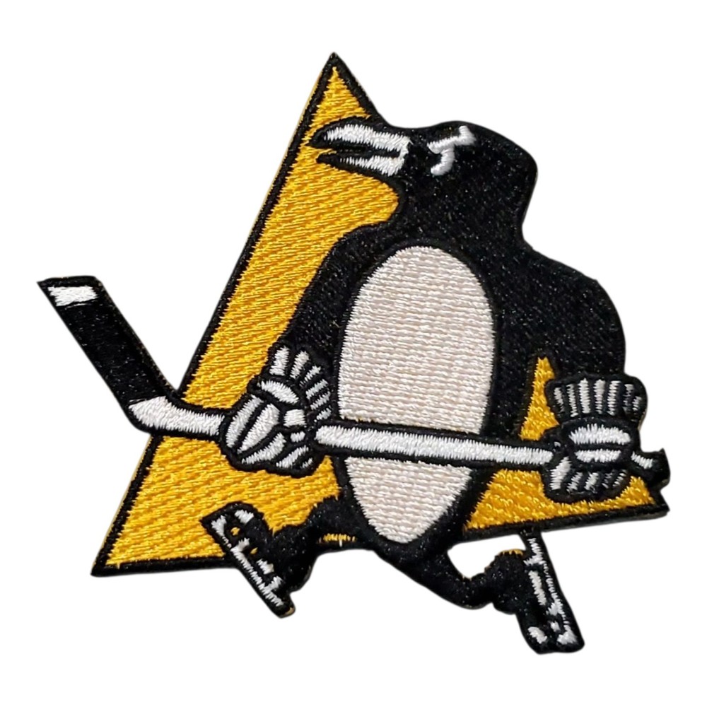 Pittsburgh Penguins Vintage Embroidered Iron On Patch 3.2” x 3” NHL