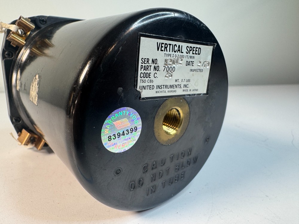 United Instruments 7000 Vertical Speed Indicator VSI 0-2000FPM TSO-C8b