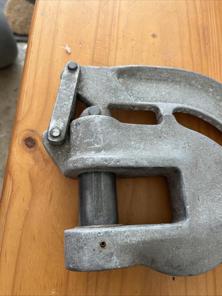 Pipe-Tytes ET-5 Stud Punch