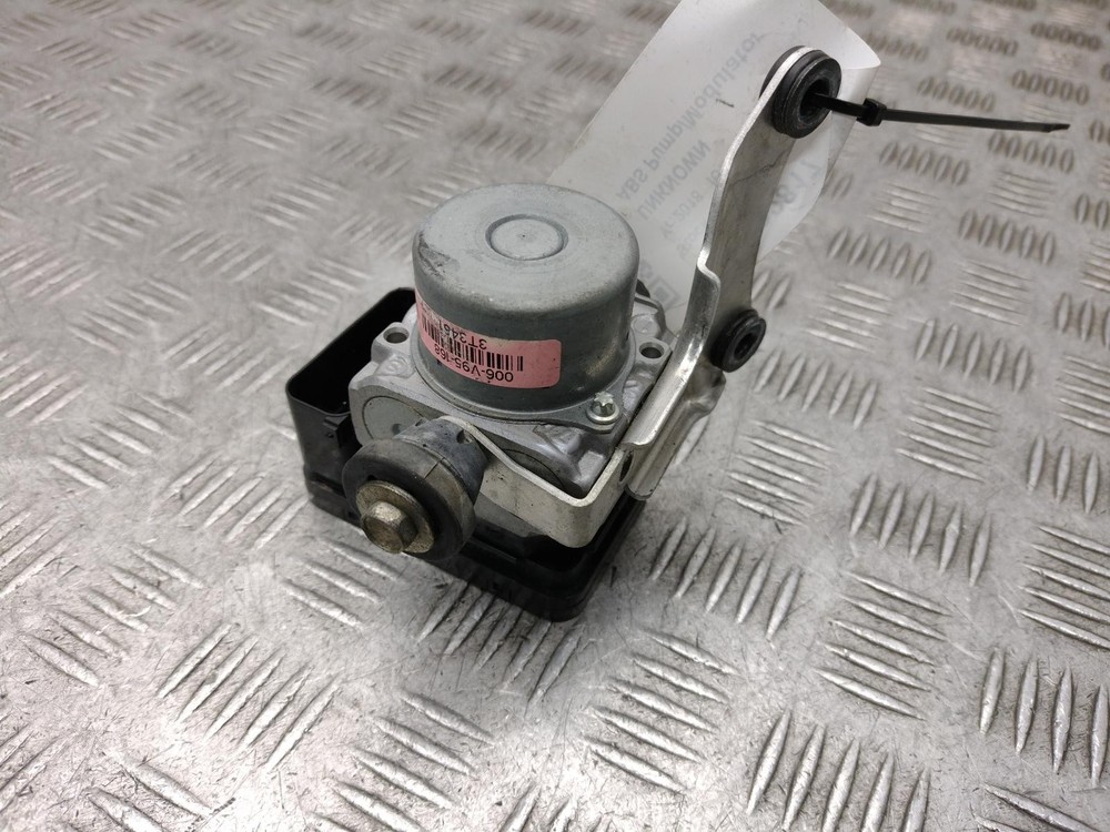 2018 HONDA CBR 1000 RR FIREBLADE ABS PUMP (SC77)