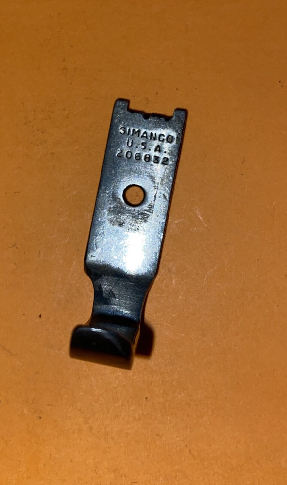 *USED* 206832-SINGER-PRESSER FOOT FOR SEWING MACHINE-FREE SHIPPING*