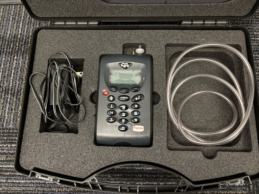 THERMO SCIENTIFIC IR CO2 ANALYZER