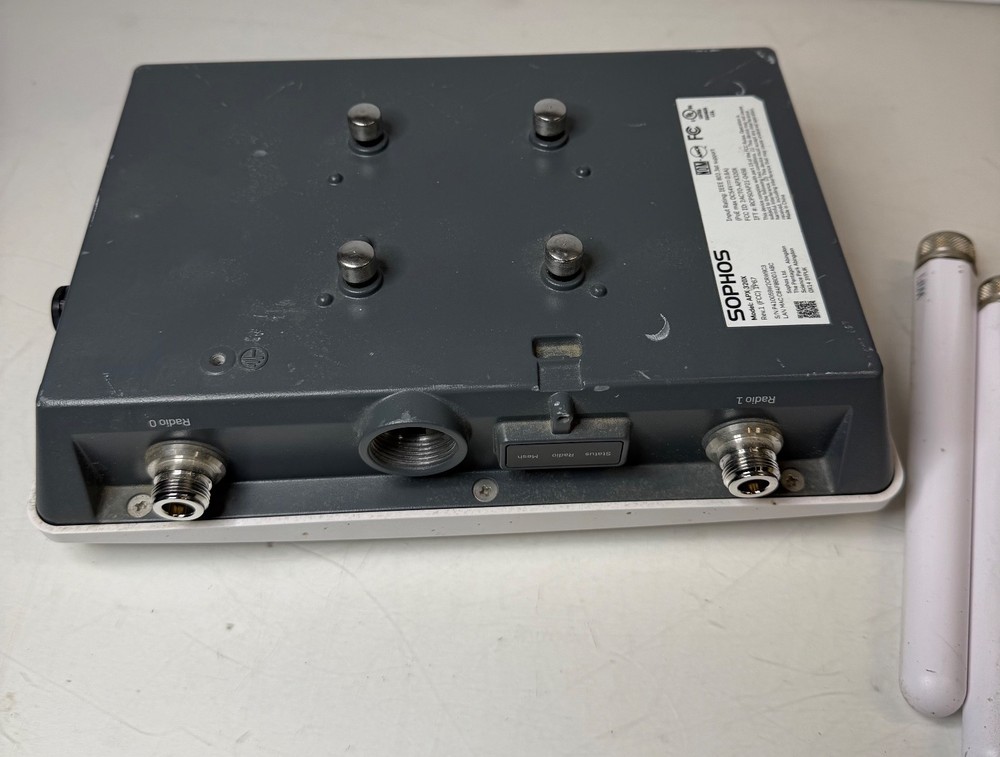 Sophos APX 320X Wireless Access Point