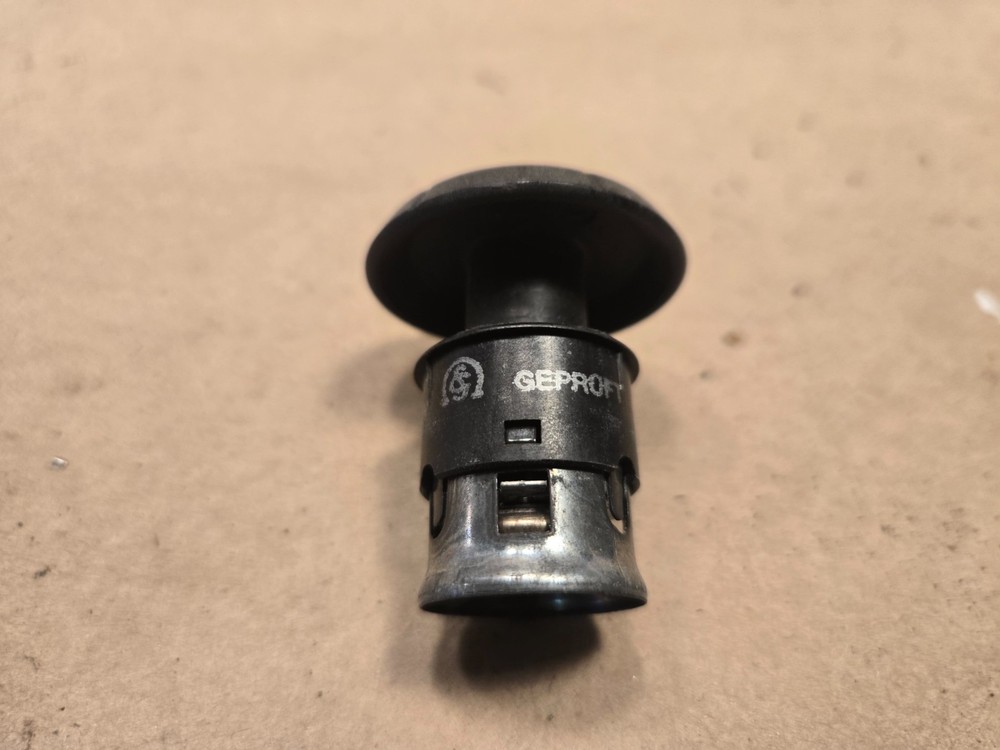 Jaguar XJ40 XJ6 Cigarette Lighter 1982-1987 DAC3246