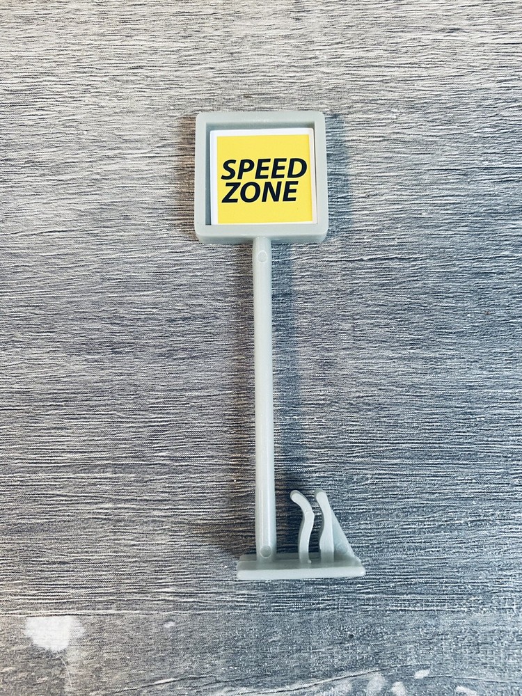 6 Plastic Miniature Road Signs