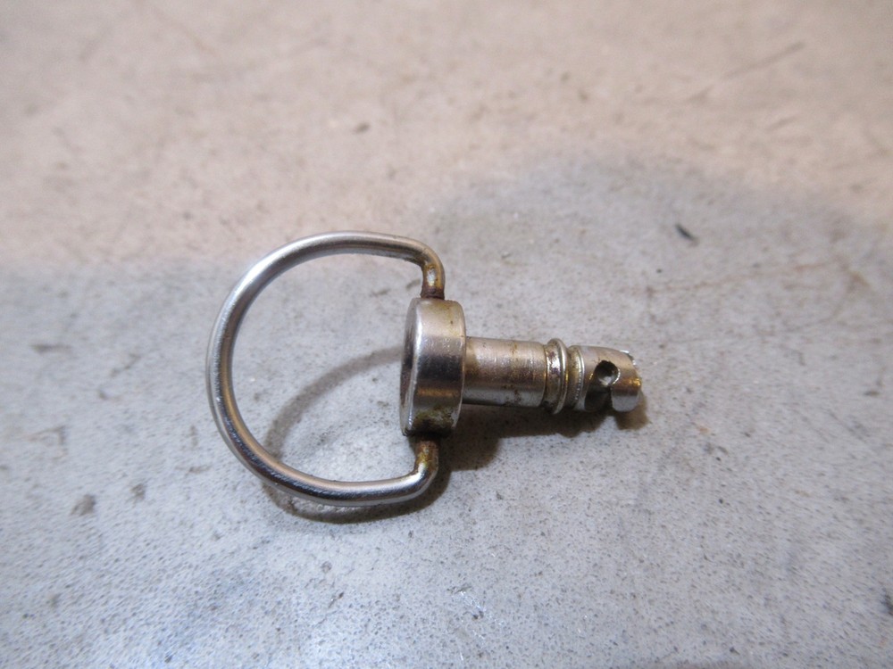 Yamaha Nytro MTX 1000 1/4 Turn Fastener 2011 #5